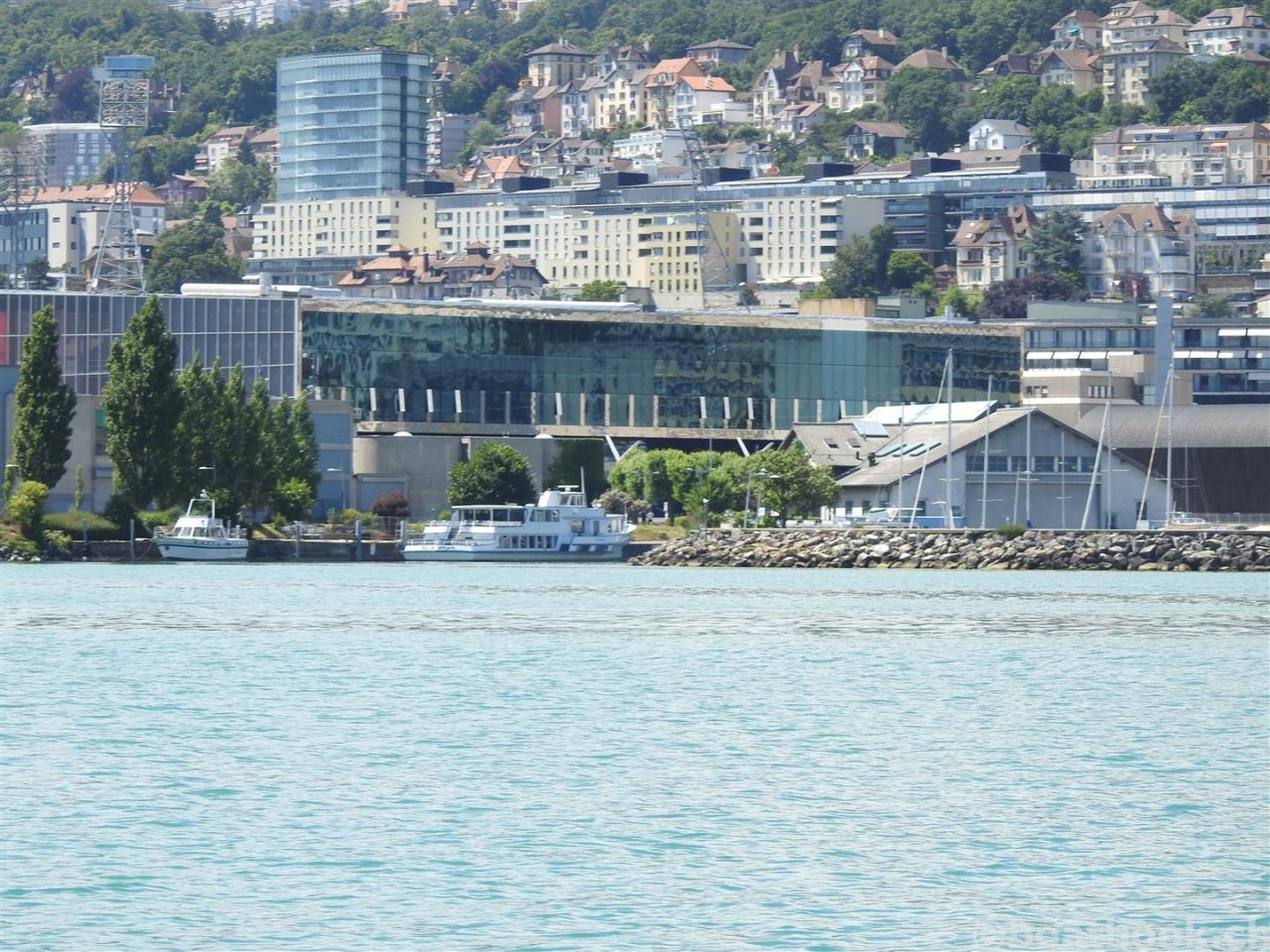 Der Hafen Neuchâtel Nid-du-Crô